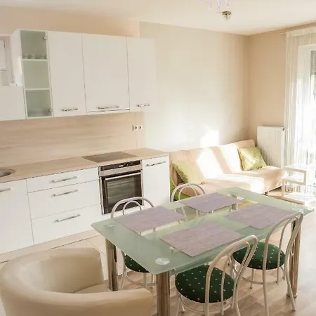 Premium Apartman דירה *